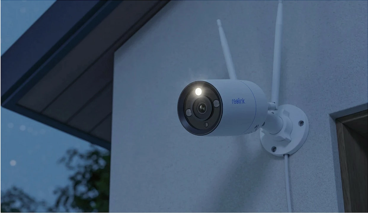 Kamerë sigurie Reolink W330, 4K, Wi-Fi 6, natë me ngjyra, bardhë