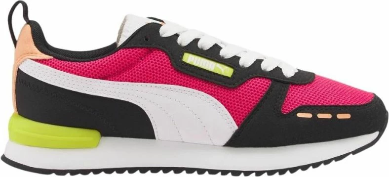 Atlete për femra Puma, të bardha me të zeza dhe të rozë