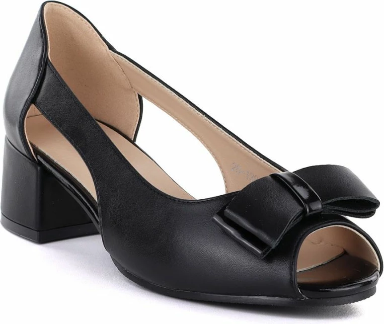 Këpucë me takë të trashë Potocki 12812, të zeza