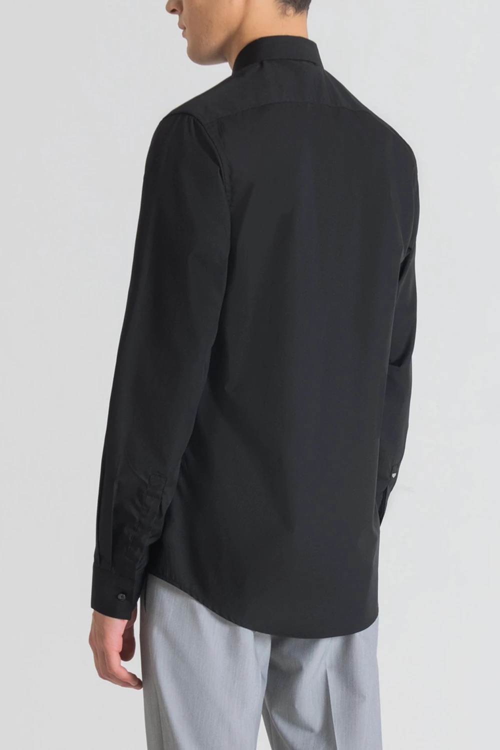 Këmishë për meshkuj Antony Morato London Slim Fit, e zezë [Madhësia: XS]