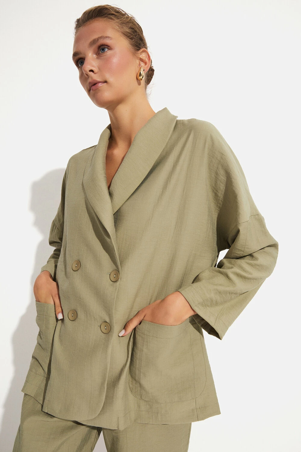 Jakne dhe Pantallona për femra June