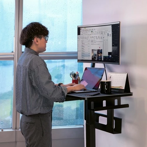 Tavolinë elektrike Thermaltake Cycledesk 100 GGD, LED, 80x50cm, e zezë
