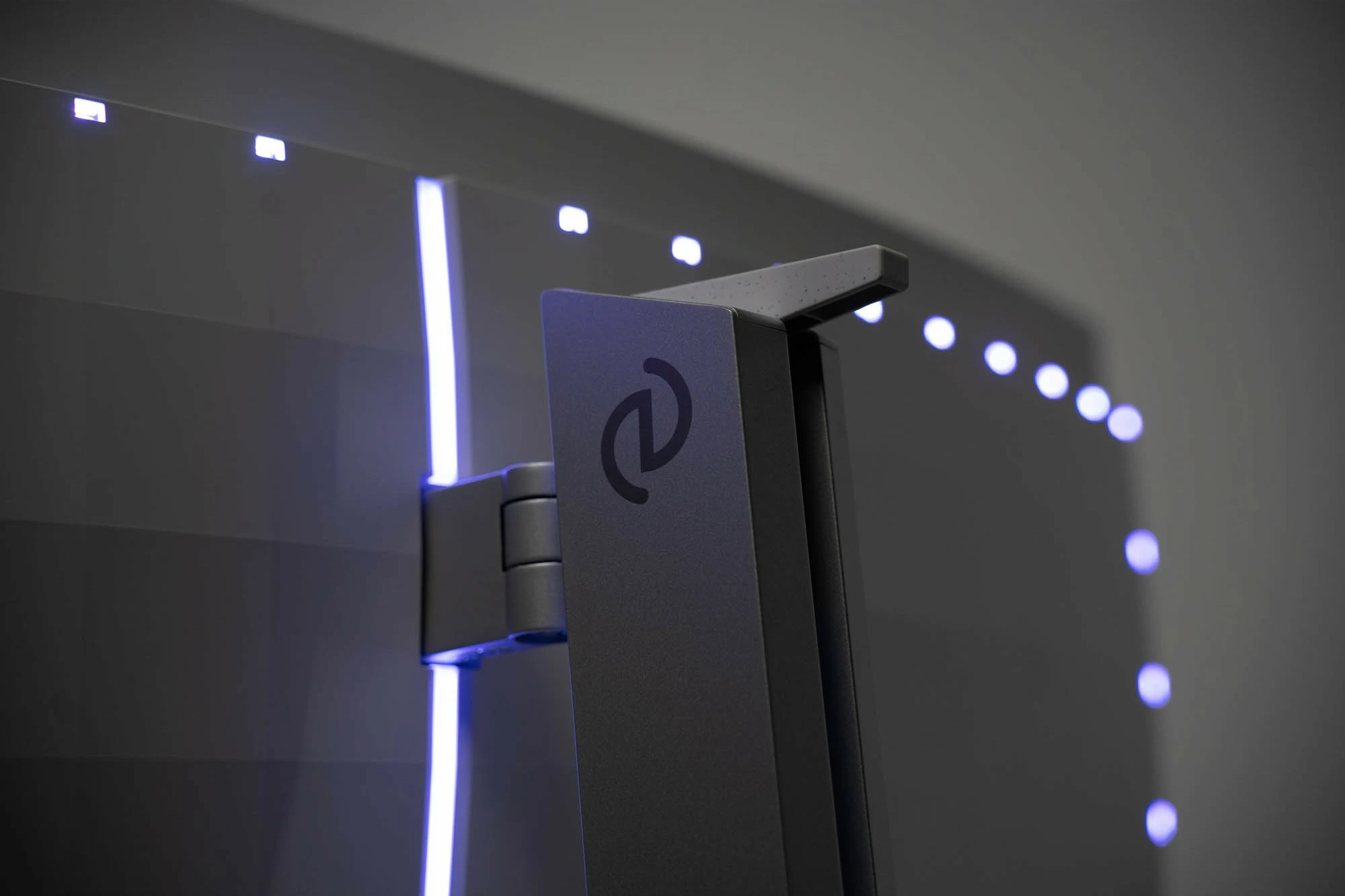 Monitor Philips 49M2C8900 QD-OLED 49 inç, 5120x1440, 32:9, Ambilight, USB-C, i bardhë