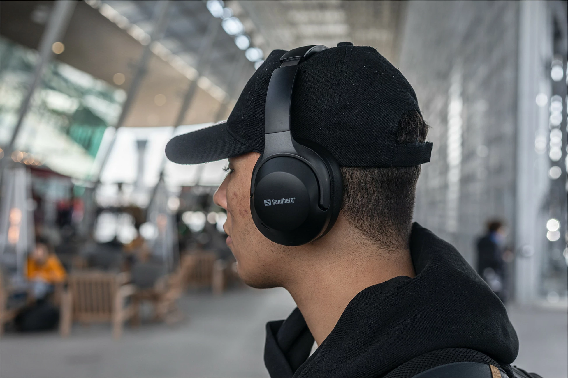 Kufje wireless Sandberg Travel Headset ANC+ENC, Bluetooth 6.0, deri 30h, të palosshme, të zeza