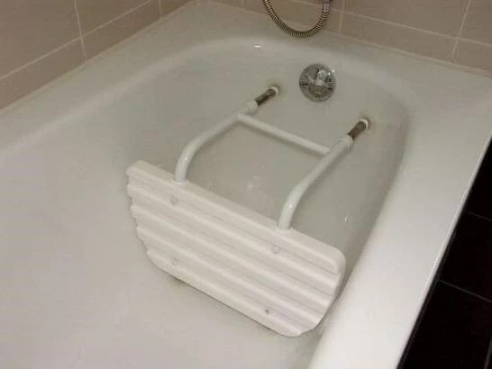 Pajisje për shkurtimin e gjatësisë së banjës SUNDO, e bardhë