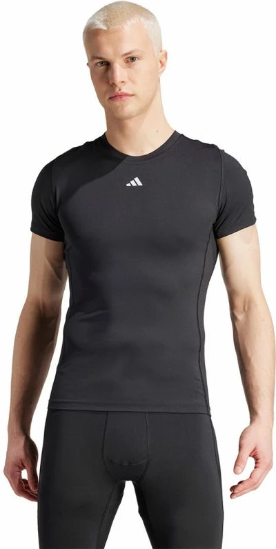 Maicë për meshkuj adidas Techfit Aeroready, e zezë