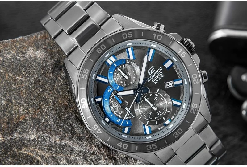 Orë dore për meshkuj Casio Edifice, titanium