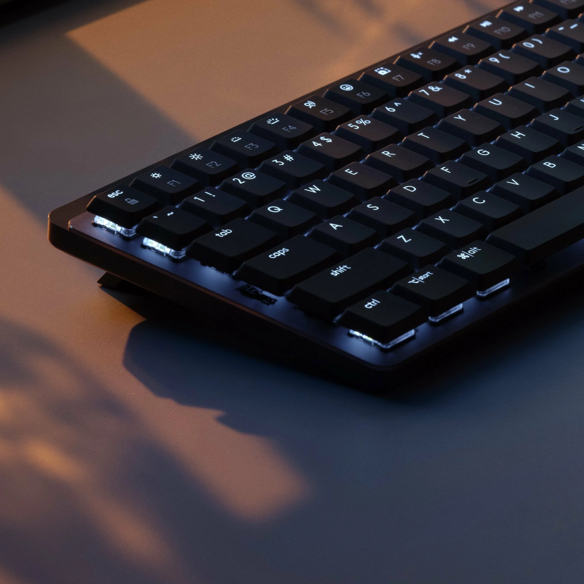 Tastierë mekanike wireless Logitech MX Mechanical Mini 920-010782, low-profile, US INTL, me ndriçim, Graphite 3