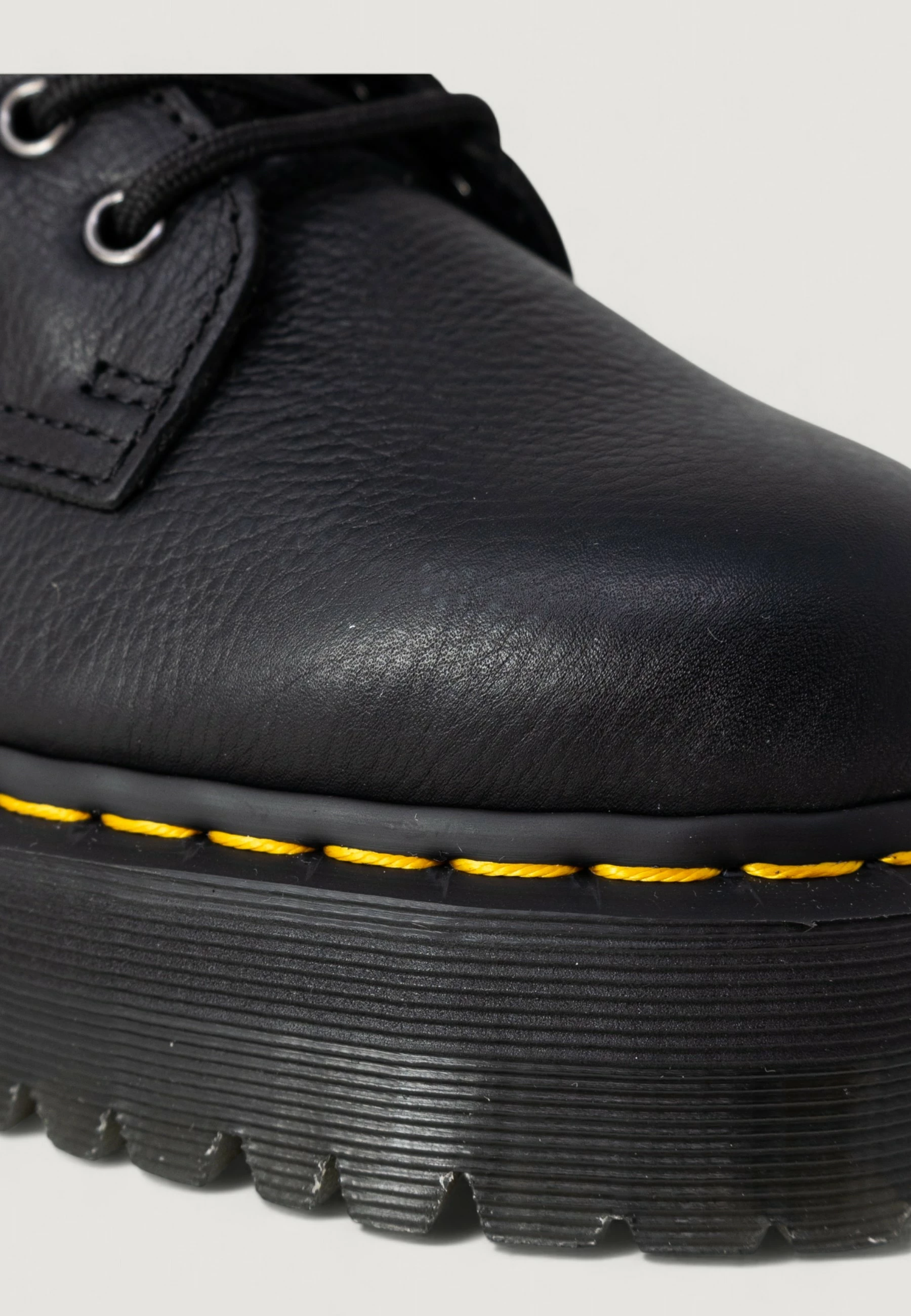 Çizme të shkurta për femra Dr. Martens Jadon FL Black Pisa 25637001, të zeza [Madhësia: 37]