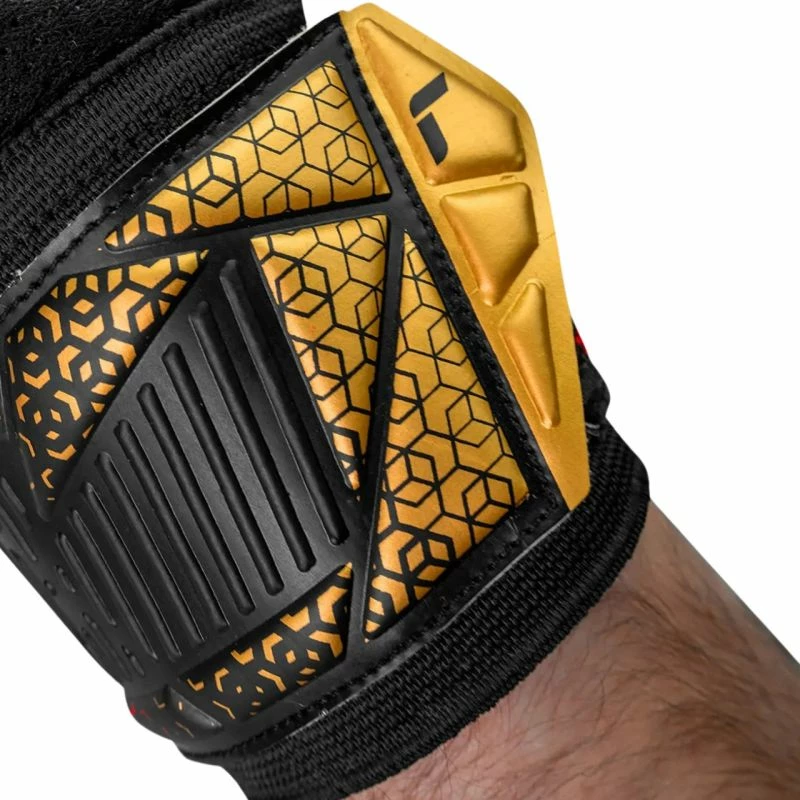 Dorëza portieri Reusch, për meshkuj dhe femra, të zeza dhe të kuqe