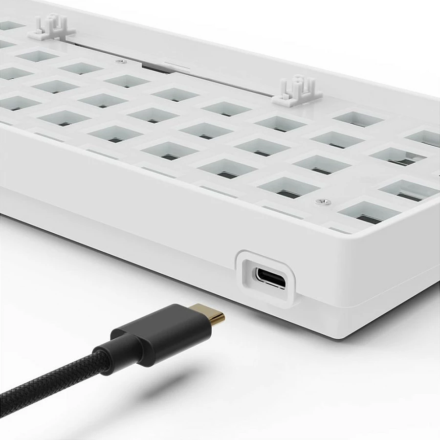 Tastierë Sharkoon SKILLER SGK50 S4, 60%, Wired USB, RGB, QWERTY (DE), e bardhë