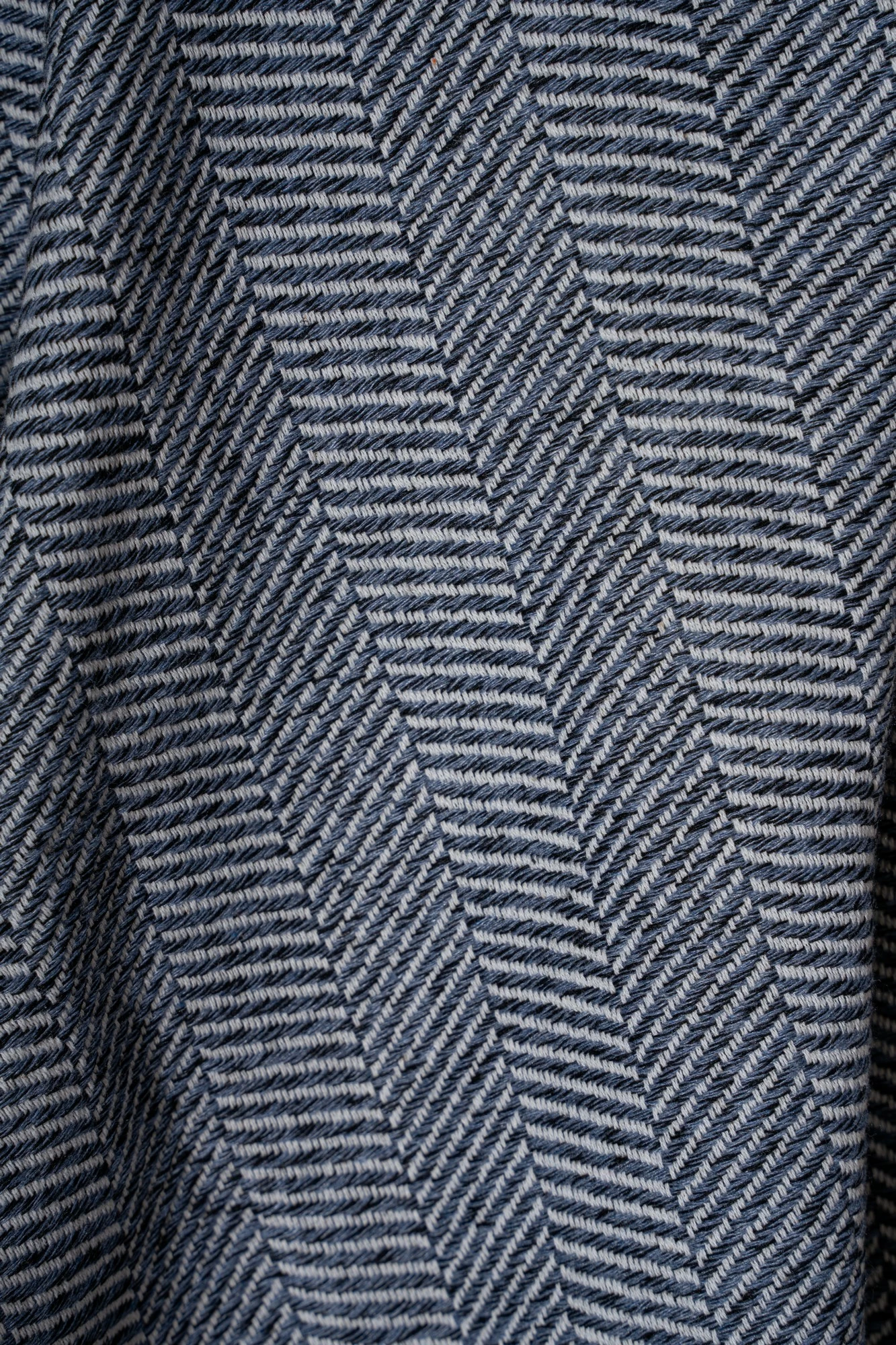 Peshqir duarsh Mijölnir, ngjyrë indigo blue, Baliksirti, 40x100cm