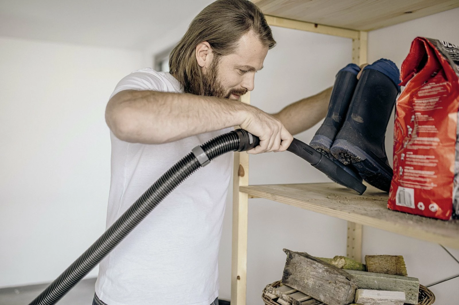 Fshesë me korrent Karcher WD 3 V-15/4/20 Car, 1000W, 15L, lagësht/e thatë, e verdhë, set me aksesorë
