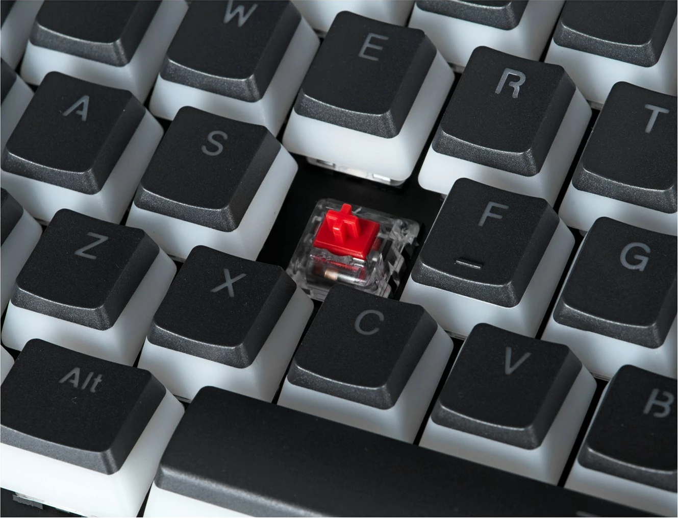 Tastierë për gaming Endorfy Omnis Pud Kailh RD RGB, e zezë