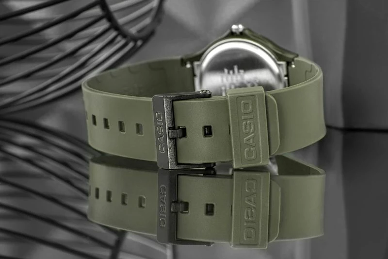 Orë dore CASIO unisex, e gjelbër