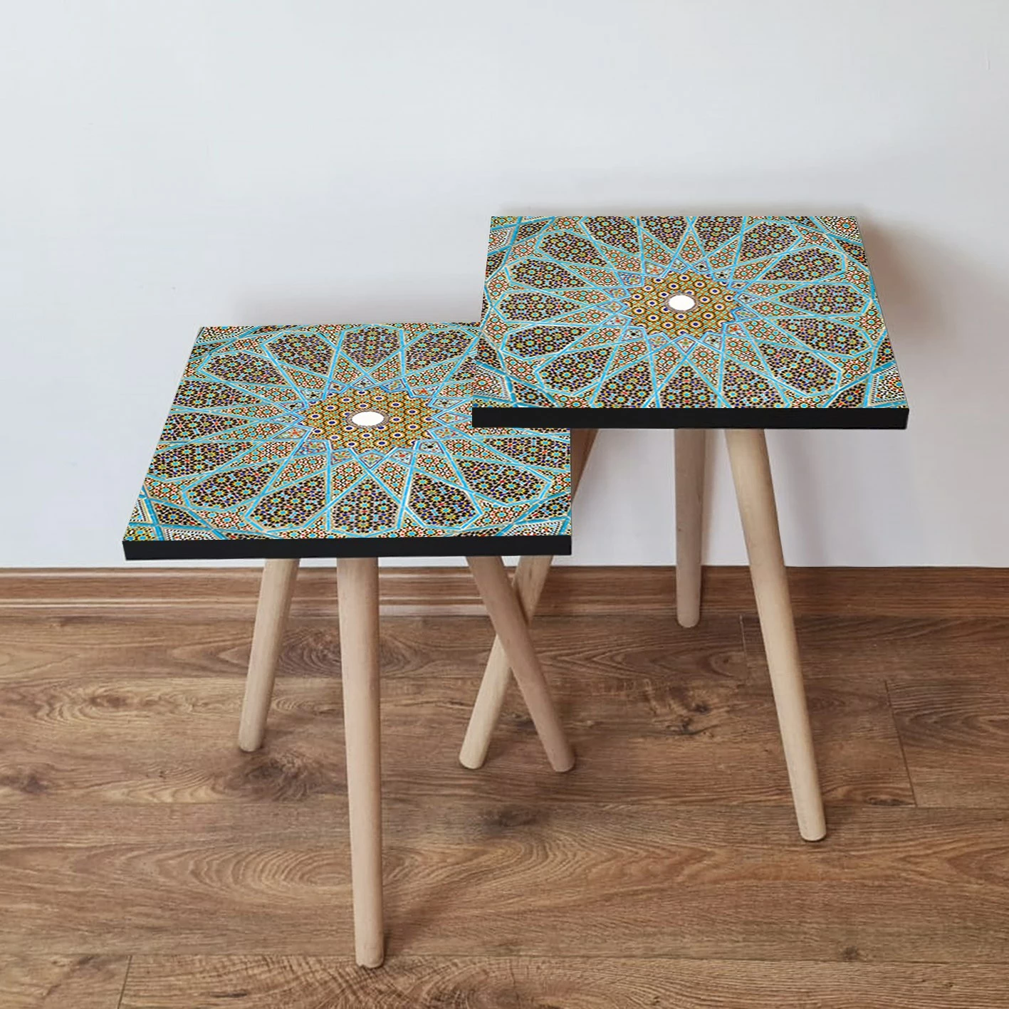 Set tavolina të mbivendosura, 2 copë, Skye Decor, shumëngjyrëshe, 2Shp340
