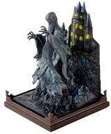 Figurinë koleksionuese Noble Collection Harry Potter Magical Creatures Dementor 18.5 cm me kuti akrilike