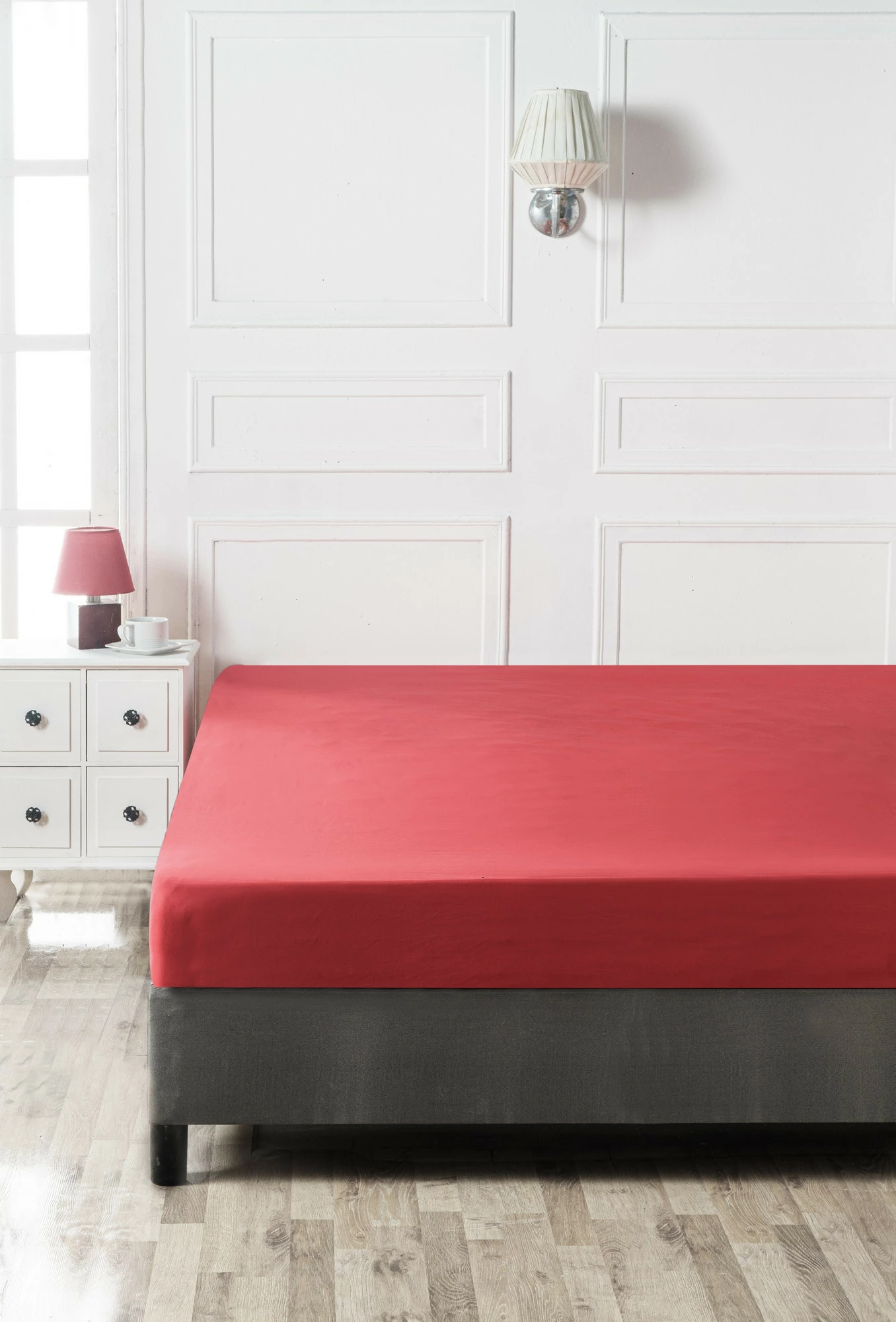 Çarçaf i kuq fitted për krevat dopio, L'essentiel, 130x200+20cm