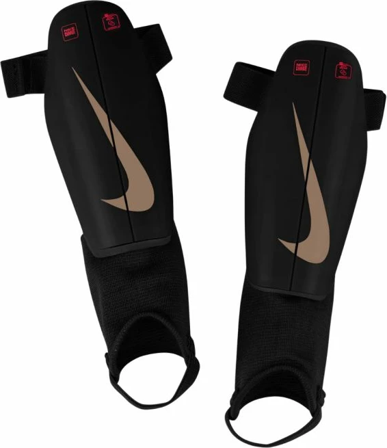 Mbrojtëse kërcinjsh për fëmijë Nike Charge DX4610, të zeza