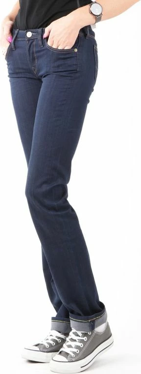 Xhinse Lee për femra