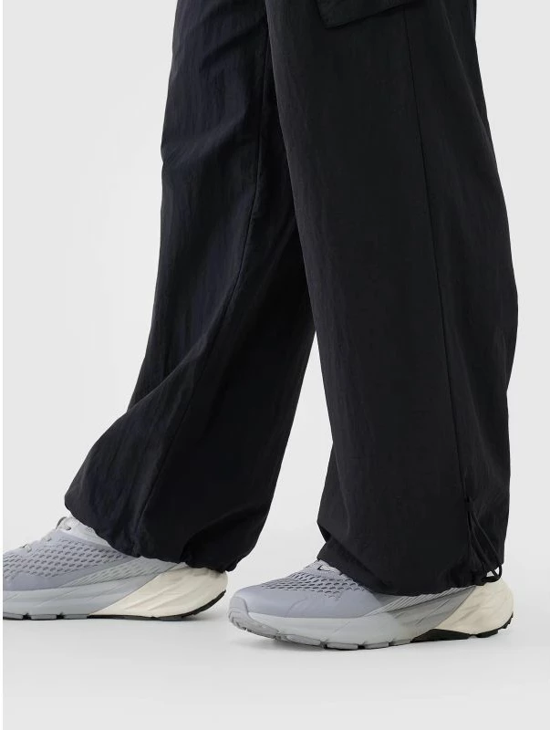 Pantallona oversize për femra 4F