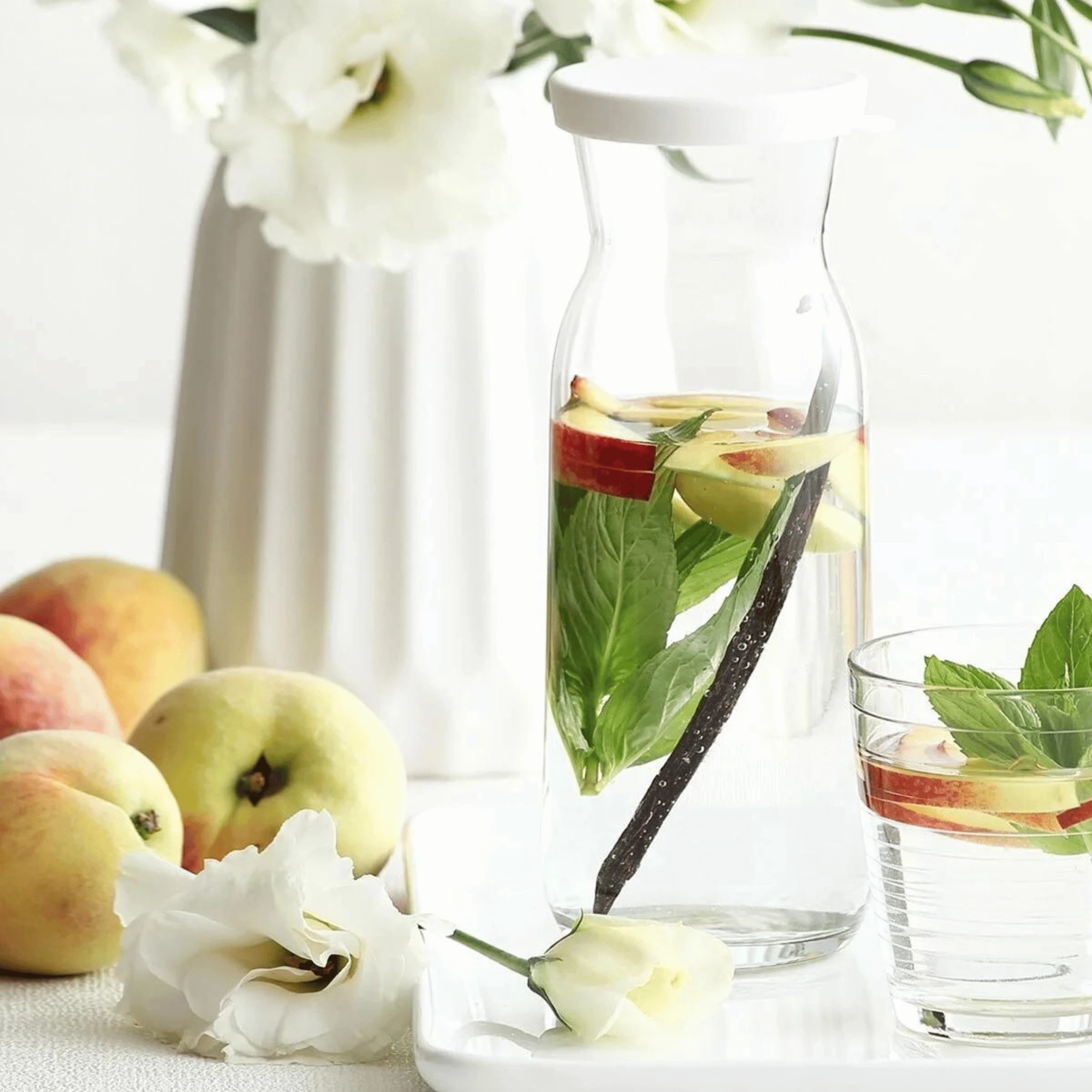 Karafë qelqi LAV Chelsea 1.2 L me kapak, transparente, set 12 copë