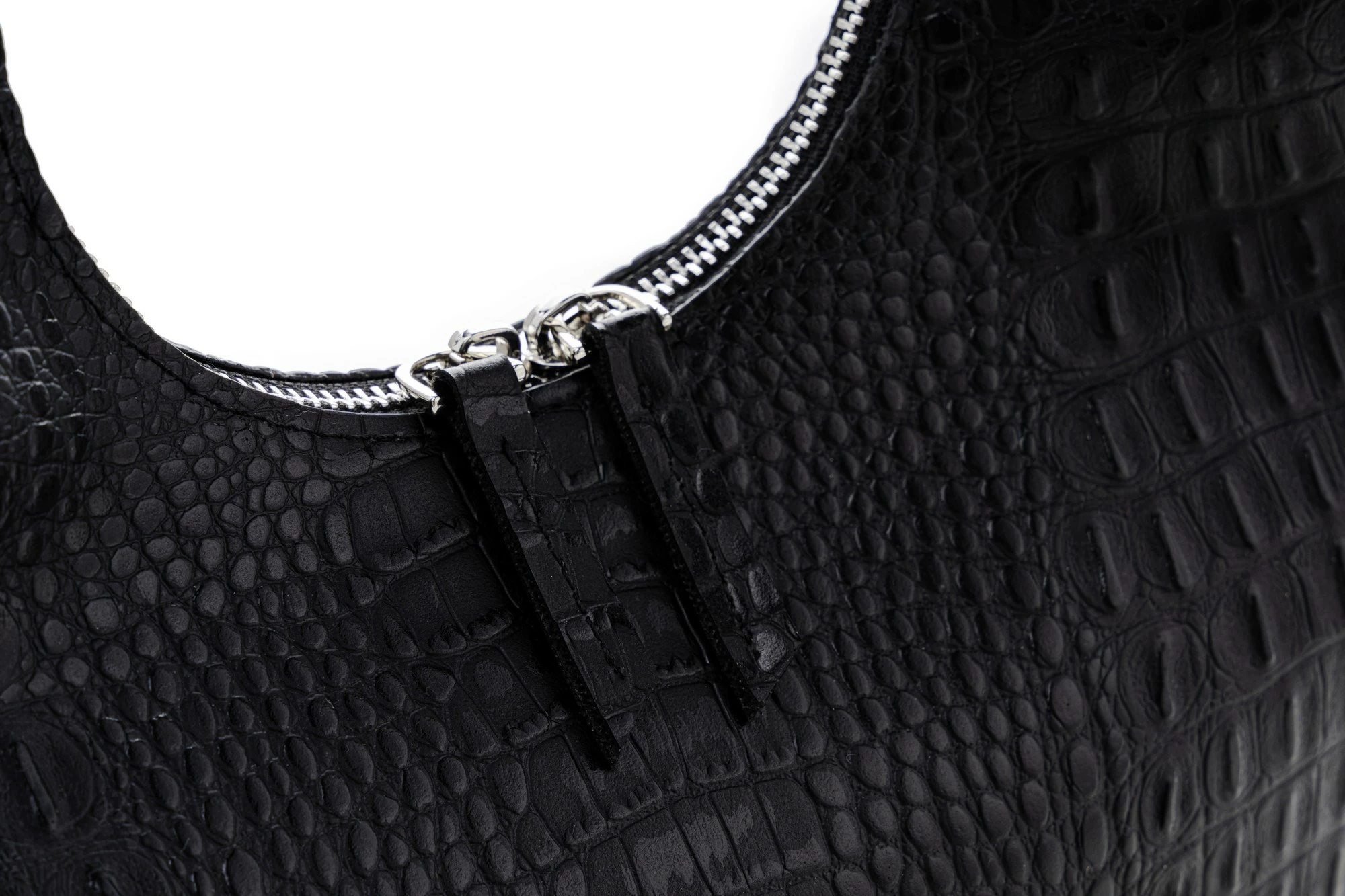 Çantë krahu Vince Camuto Riviera, krokodil e zezë