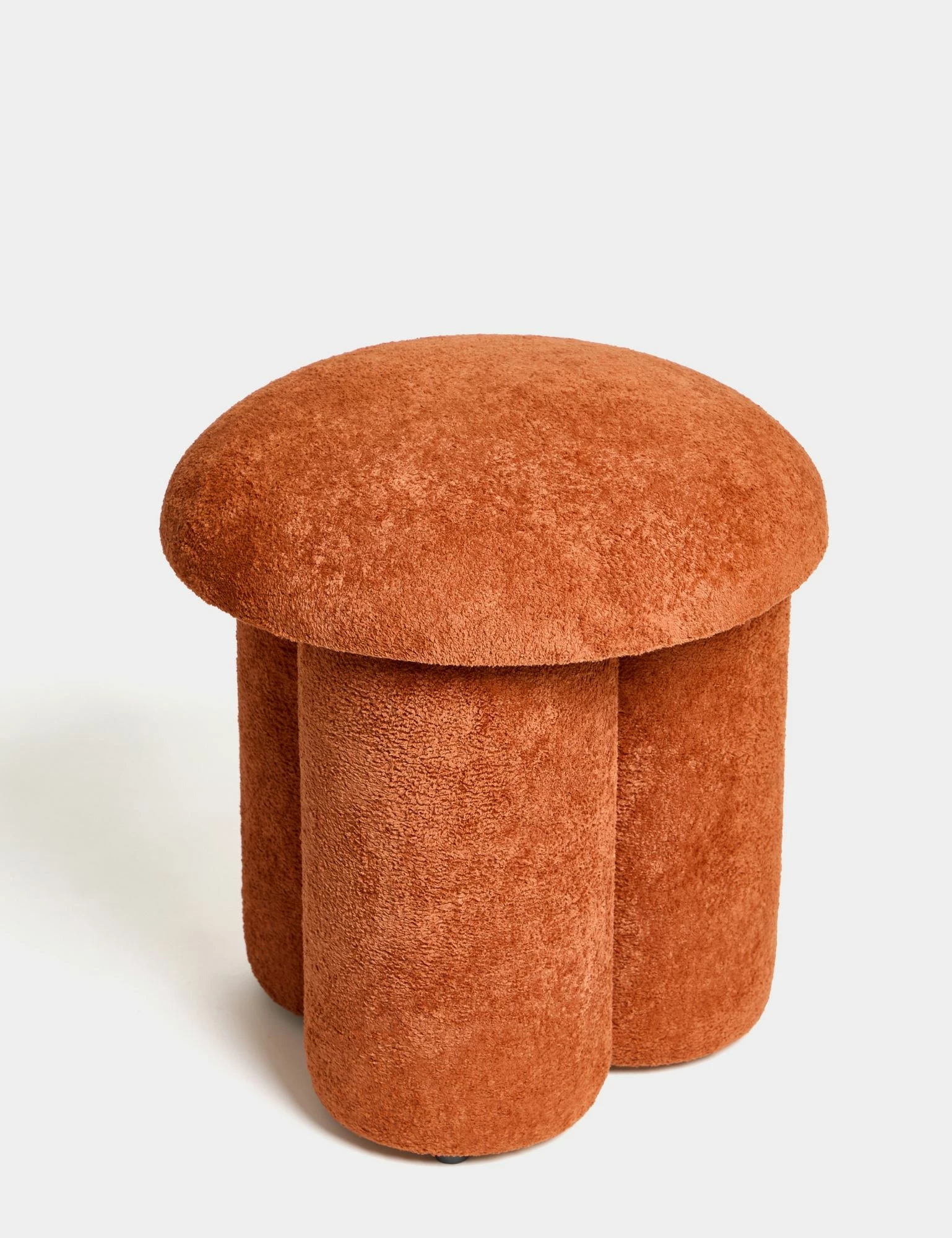 Tufet Magnus, portokalli, Atelier del Sofa