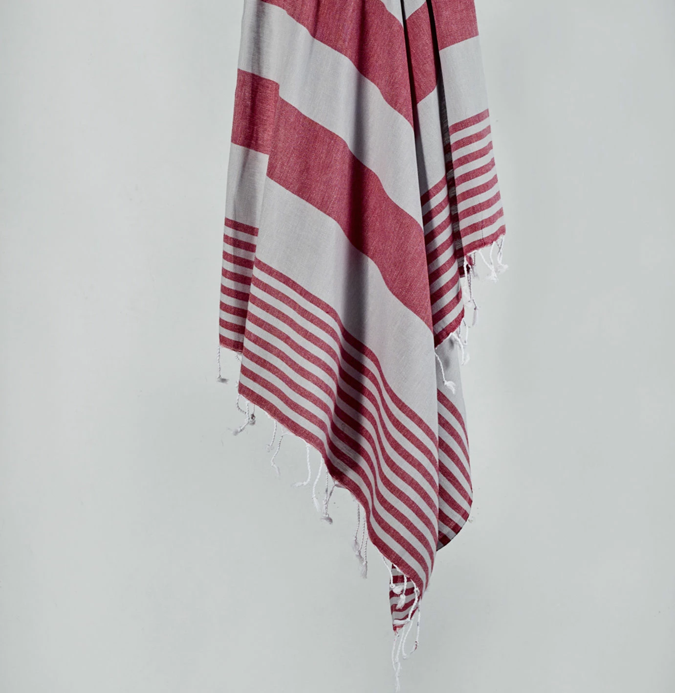 Peshqir plazhi Fouta Mijölnir, Sultan, gri e kuqe
