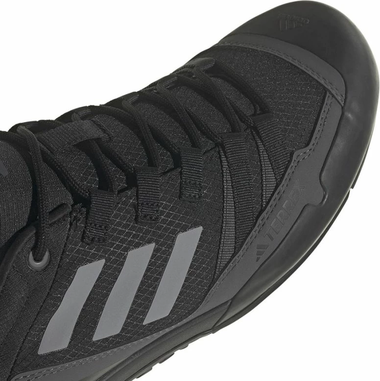 Atlete për meshkuj adidas Terrex Swift Solo, të zeza [Madhësia: 41 1/3]