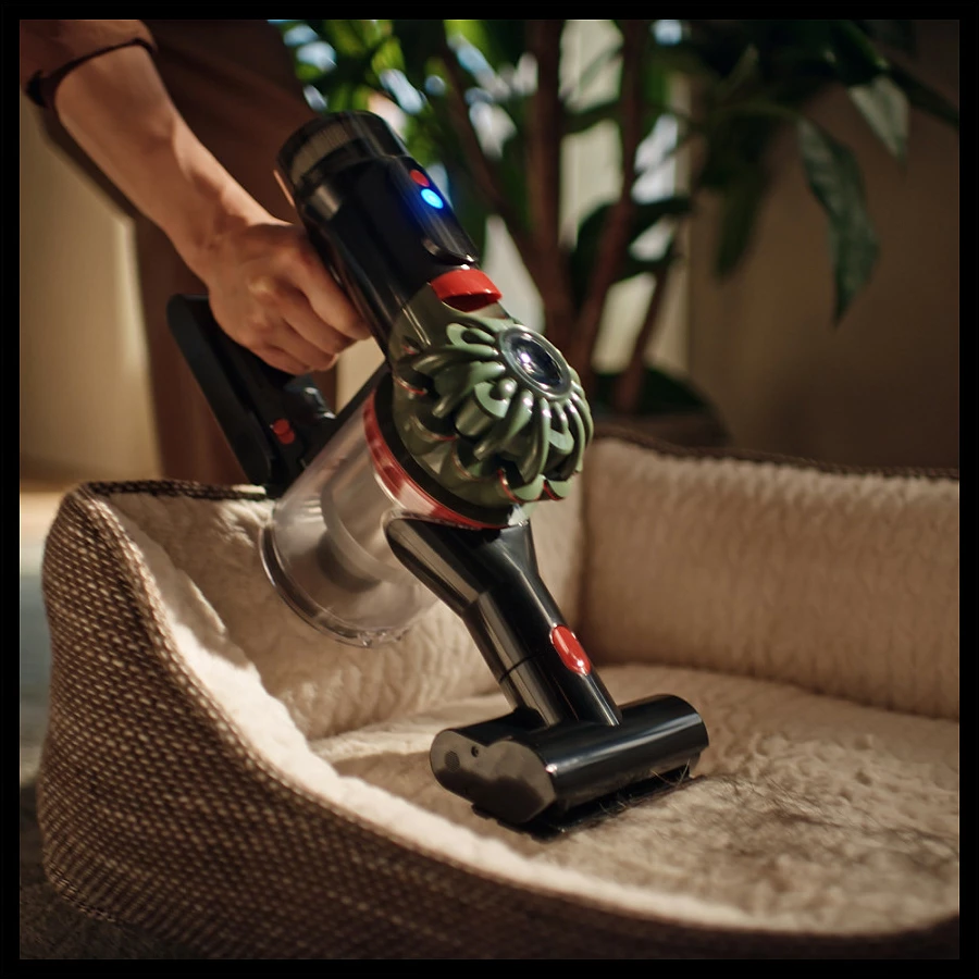Fshesë me bateri Dyson V8 Cyclone, 2-në-1, pa qese, 0.54 L, 150 AW, e zezë