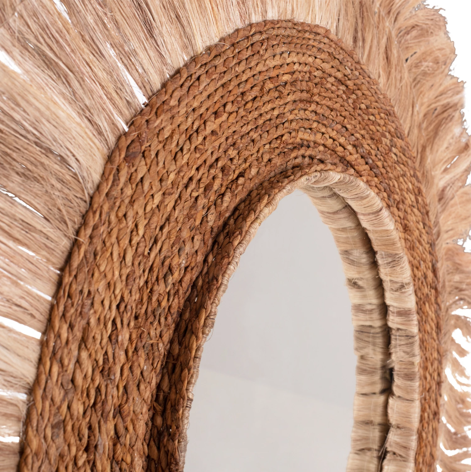 Pasqyrë rrethore me kornizë nga fibra abaka, ngjyrë natyrale, 110x5x110cm, FH7740