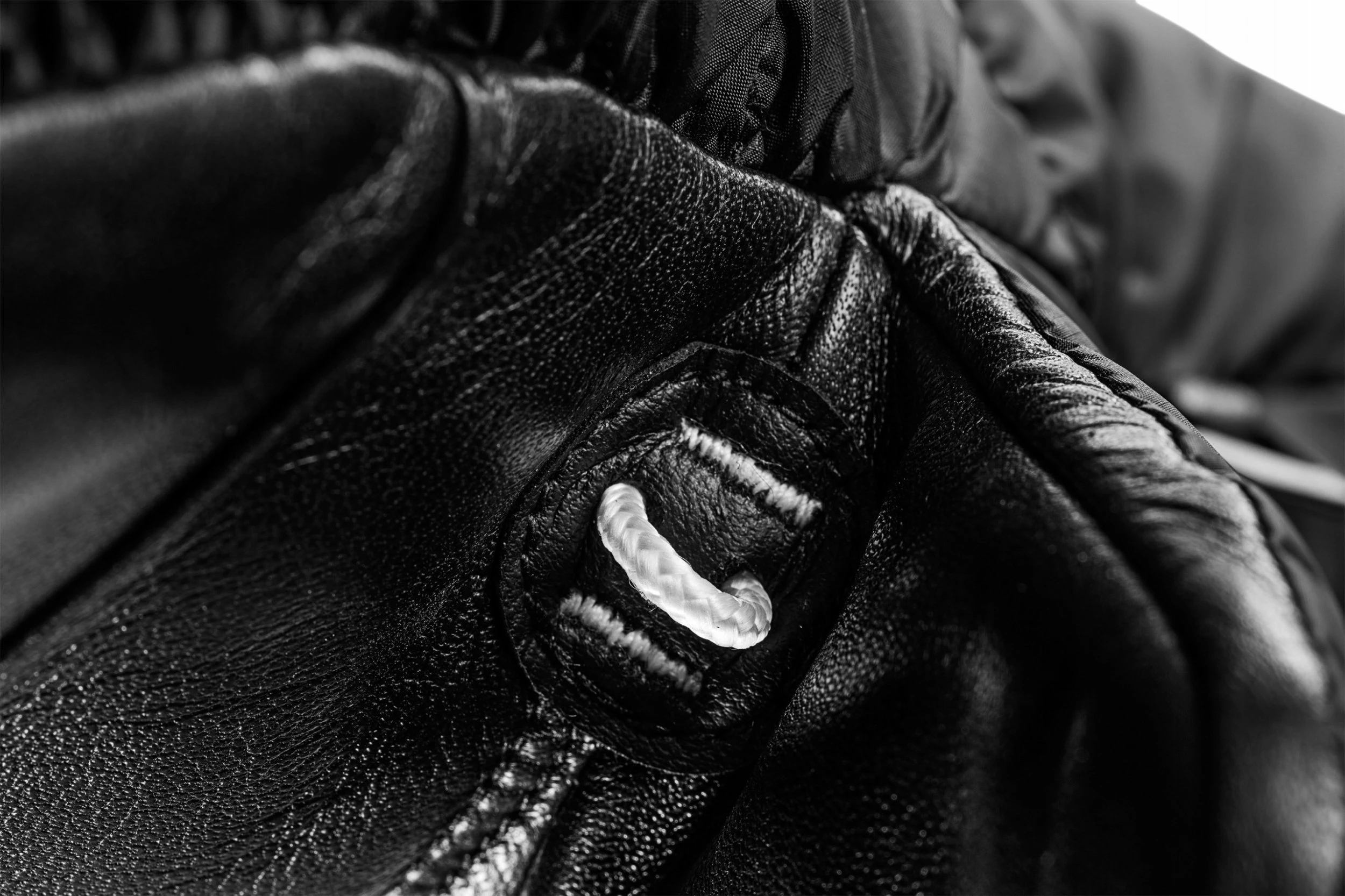 Doreza ski miten një-gisht për femra Leki Glace 3D Women Mitt madhësia 7, SOFT-TEX, Primaloft Extra Warm+, e zezë