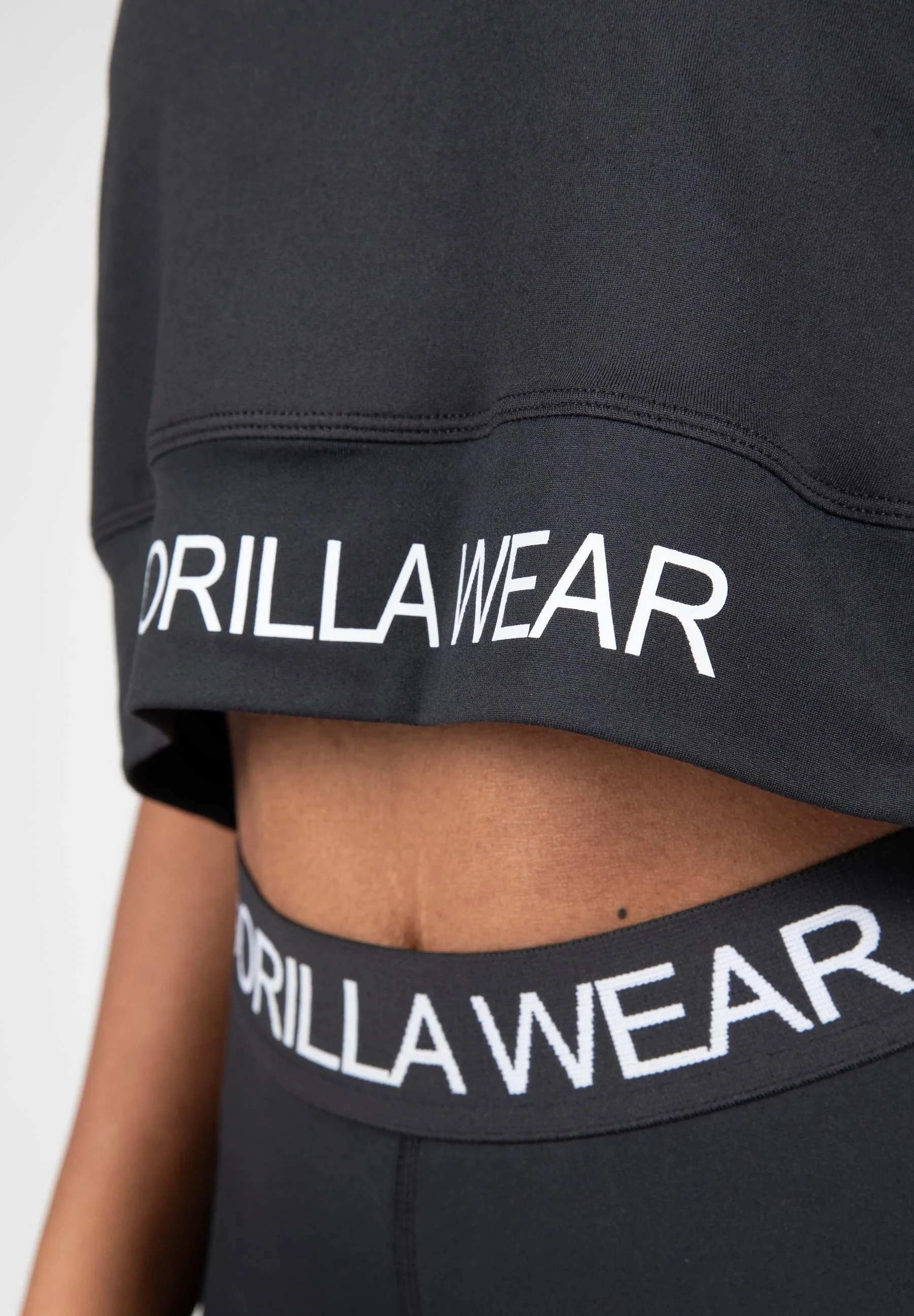 Colby Cropped Tank Top - Black [Madhësia: M]