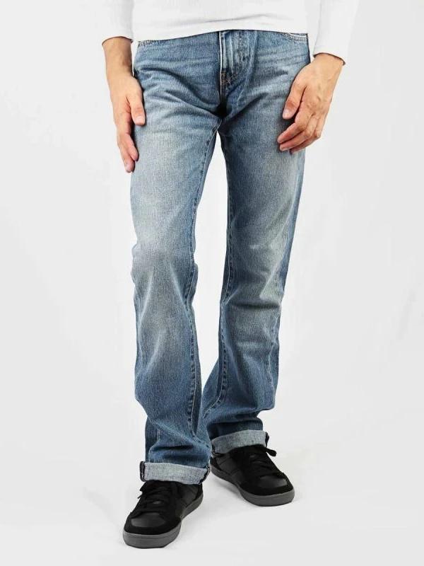 Xhinse për meshkuj Levi's bootcut