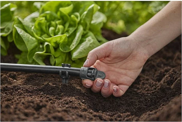 Tapë fundore tubi GARDENA Plug 13 mm, për ujitje me pika, 5 copë, e zezë
