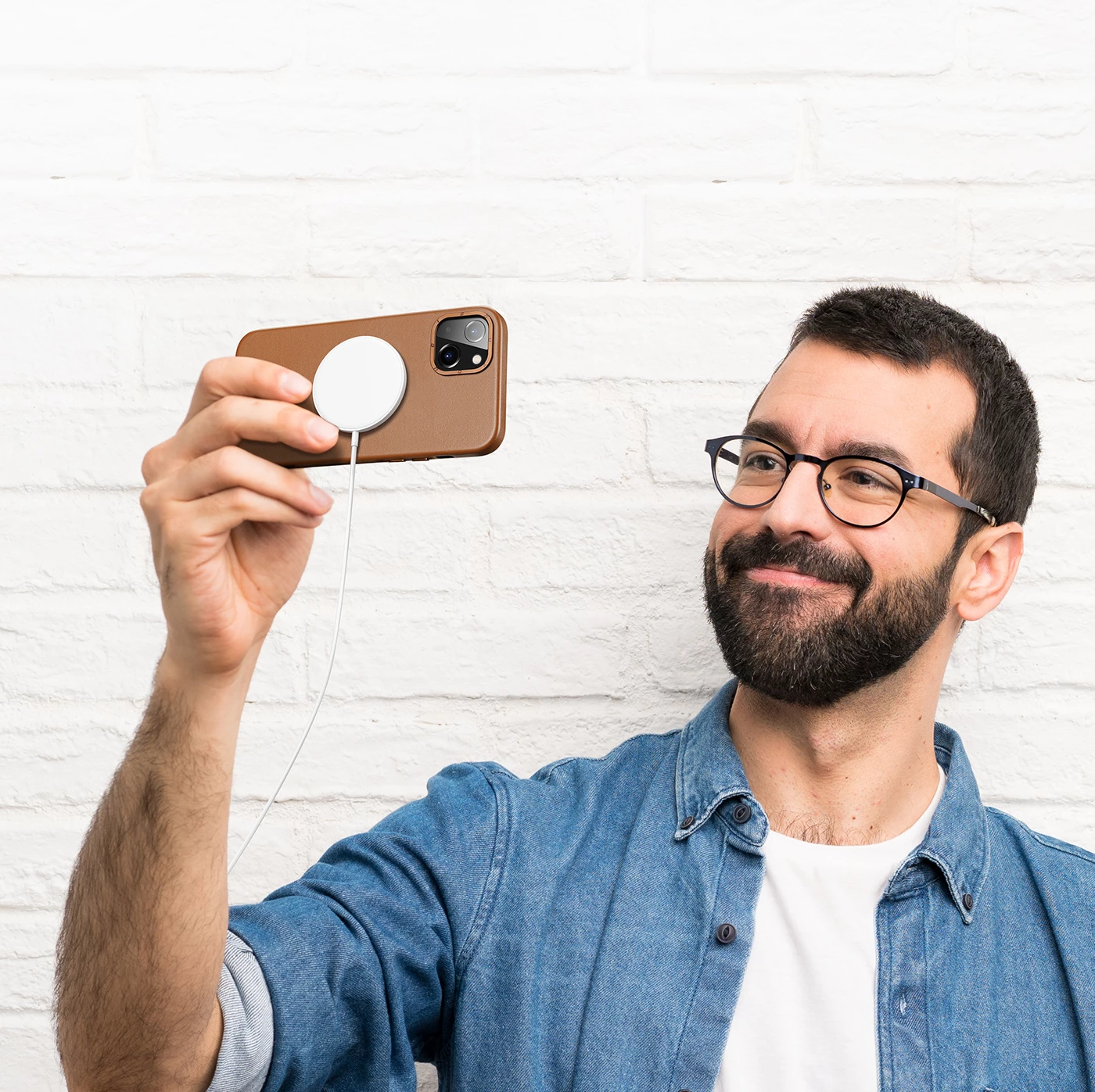 Mbështjellës Dux Ducis Grit për iPhone 14 Plus, lëkurë ekologjike, MagSafe, Kafe