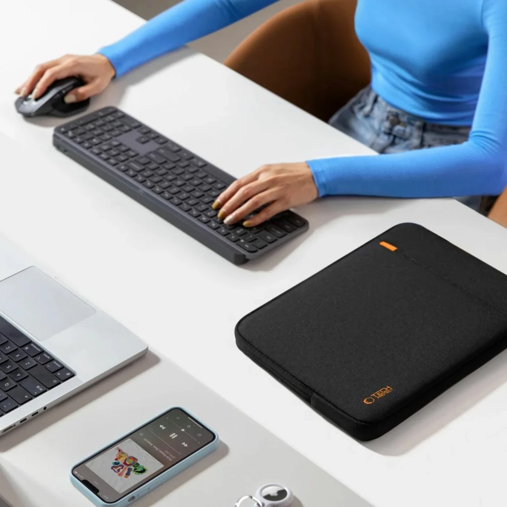 Mbështjellës Tech-Protect Defender për laptop/tablet 11-13", i zi