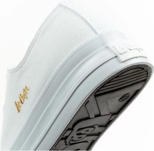 Atlete femra Lee Cooper të bardha