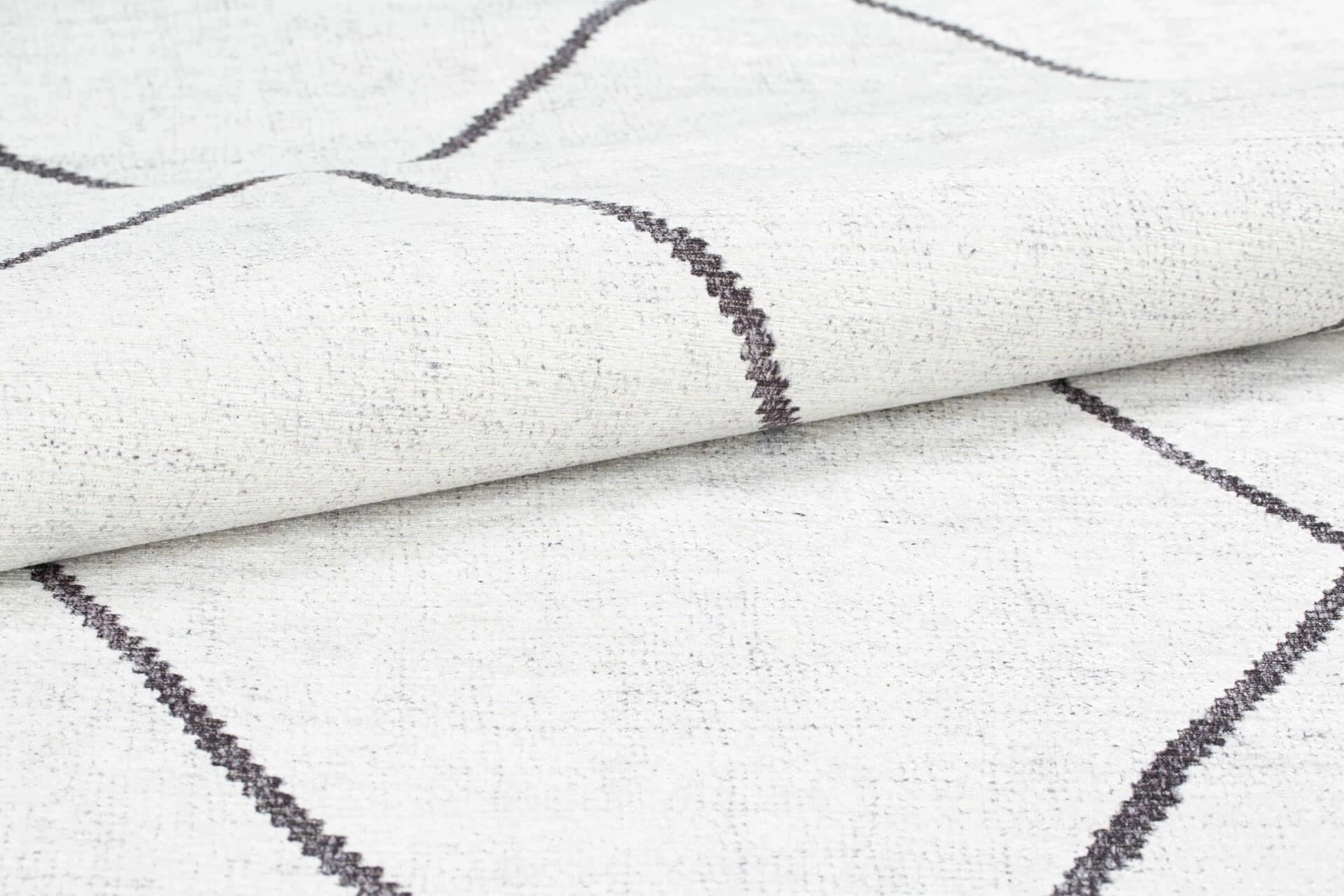 Qilim (150 x 230) Conceptum Hypnose, Soul Chenille - i bardhë AL 338