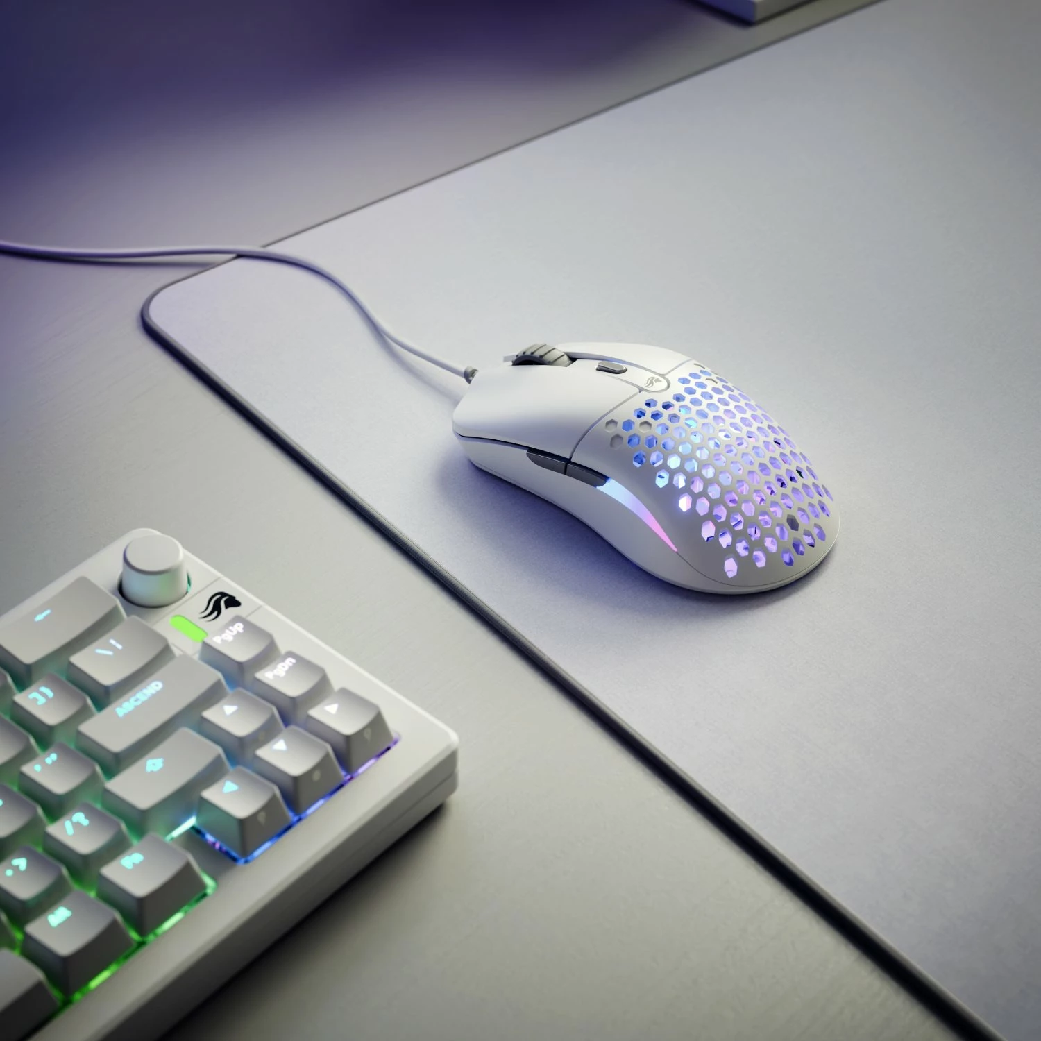 Maus gaming Glorious Model O Eternal GLO-OE-W-WHT, 12000 DPI, 6 butona, RGB, i bardhë