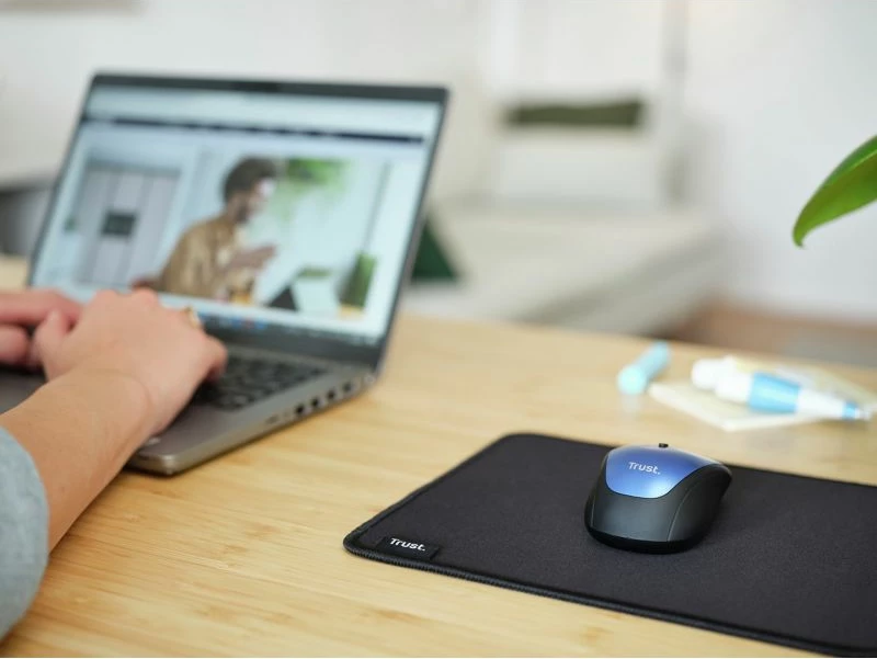 Mouse pad Trust, e zezë