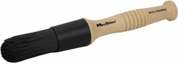 Brushe Pastrimi Detajuese Exteriori E Forte