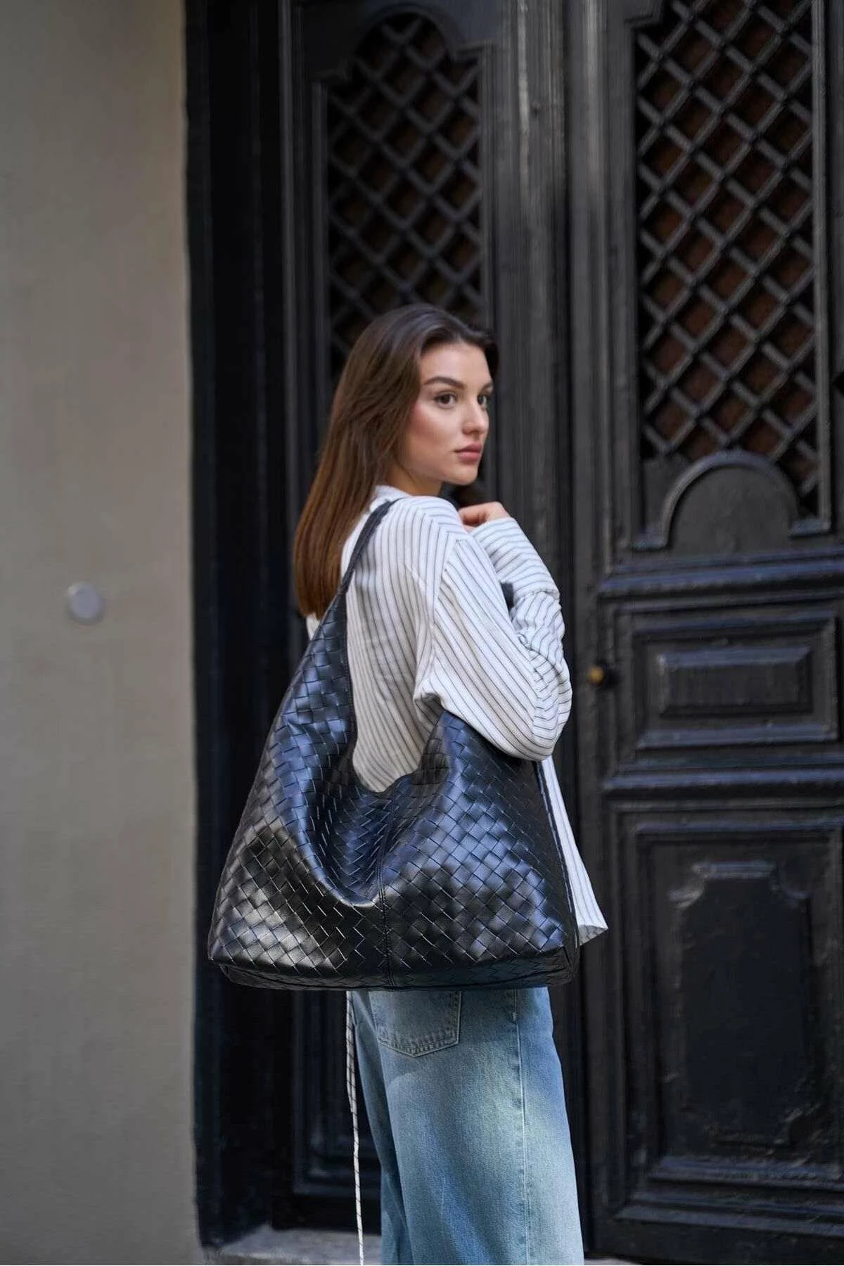 Çantë krahu Zoozie, e zezë, MK1020024SM25-003