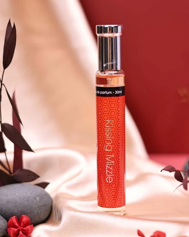 Eau de Parfum Dear Body Kissing Mizzle, 30 ml