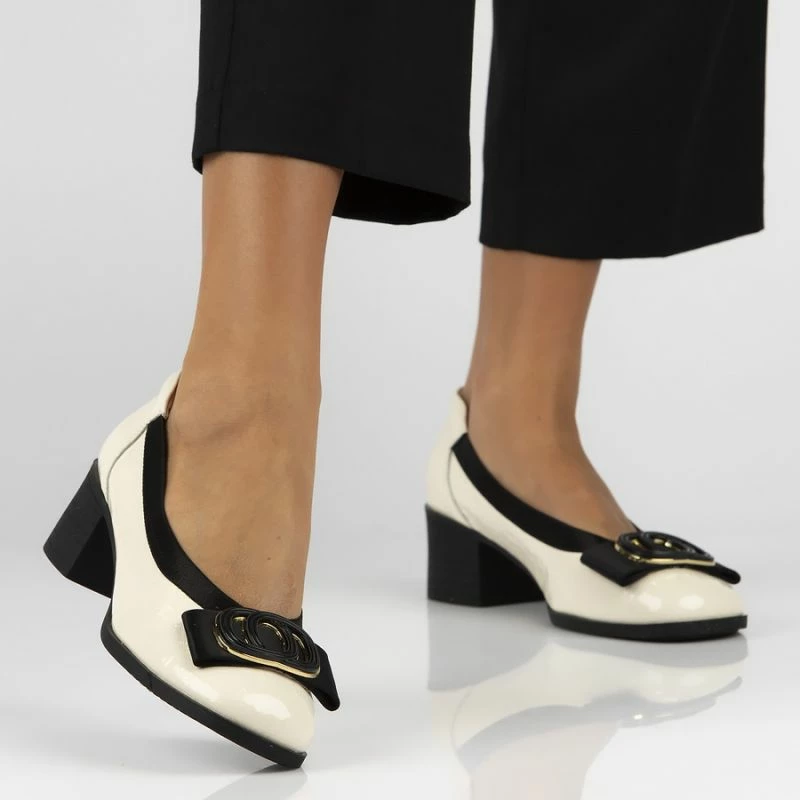 Këpucë femrash Filippo DP6960, bezhë