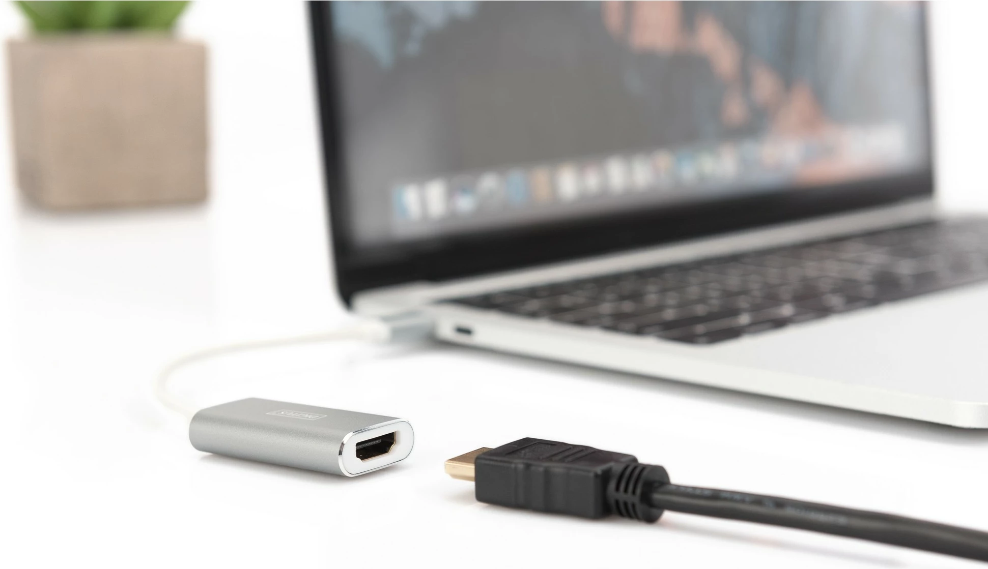 Adapter Digitus USB Type-C në HDMI 4K, 0.2m, argjendtë