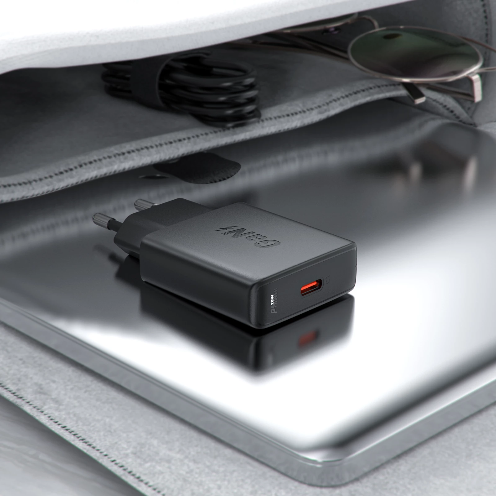 Karikues muri Acefast A65, GaN, 20W, USB-C, i zi