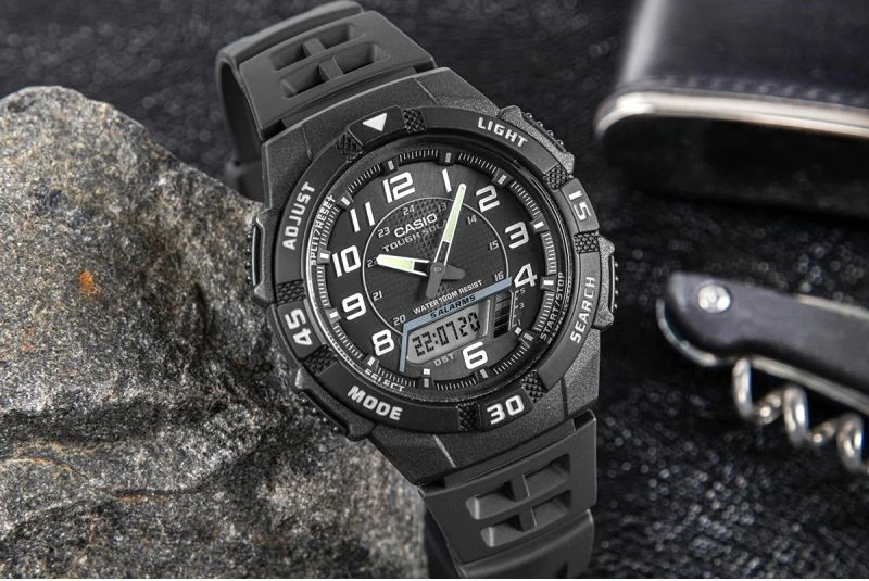 Orë dore unisex CASIO AQ-S800W-1BVEF, e zezë, me kuti