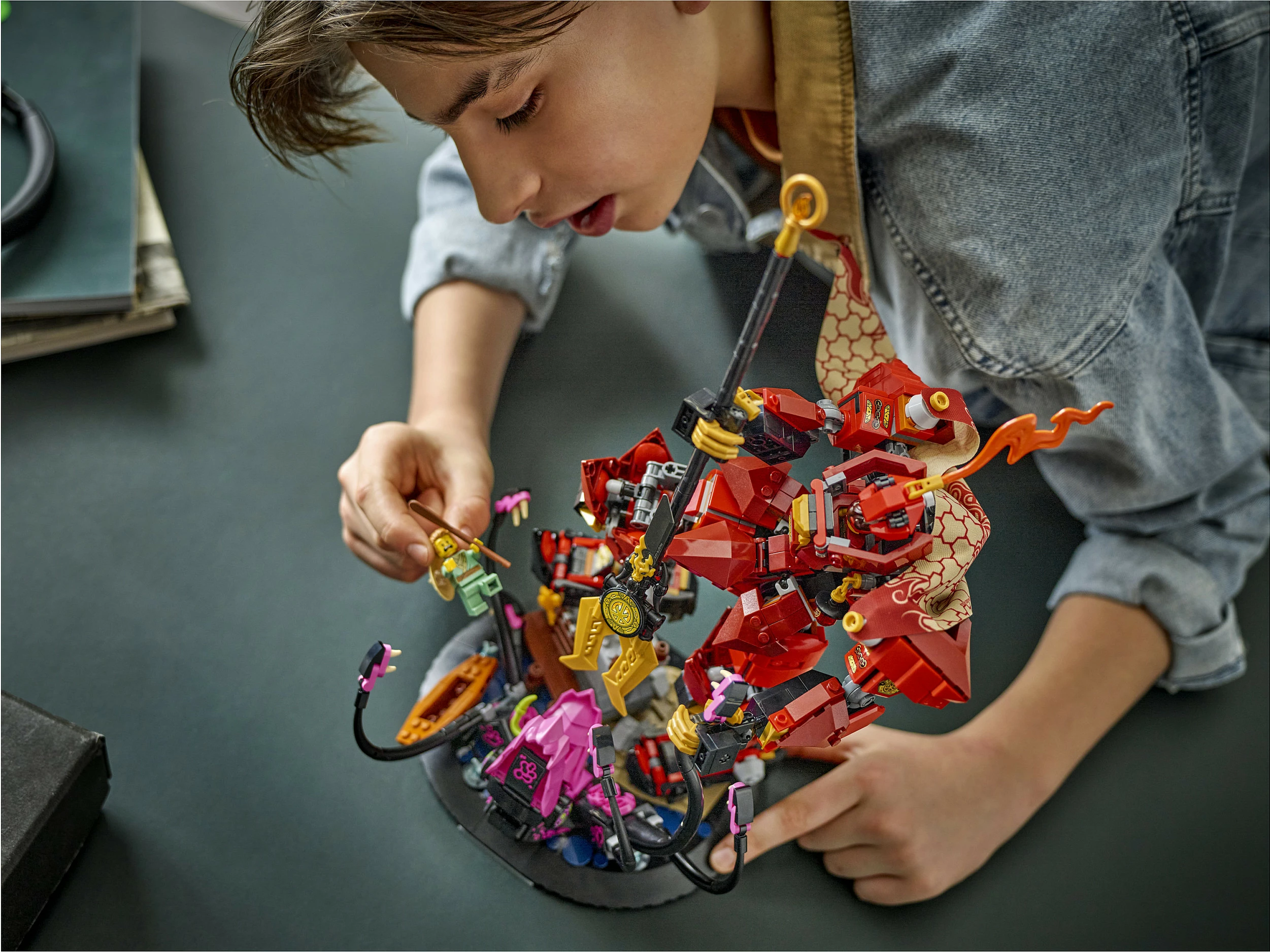 Set ndërtimi LEGO NINJAGO The Fire Knight Mech 71846, 996 copë, 14+, shumëngjyrësh